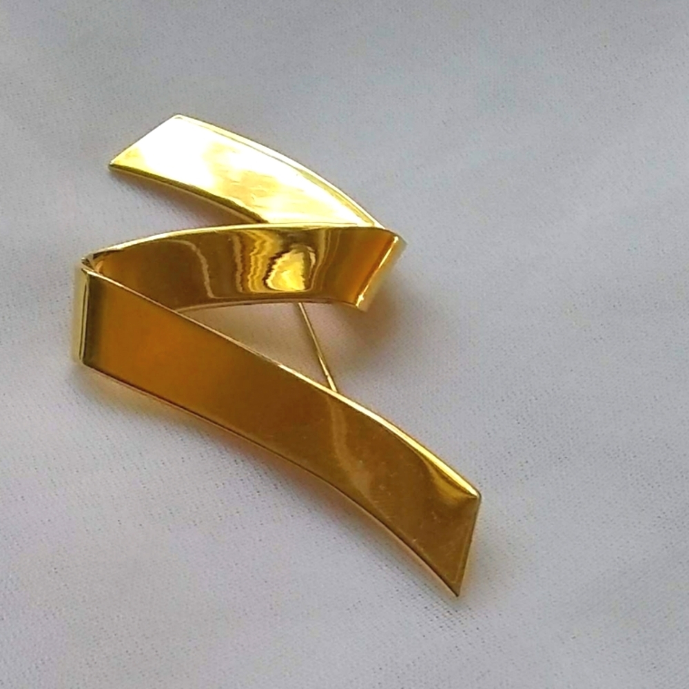 Monet Gold Tone Brooch Pin Zig Zag Abstract Collectible  Nice Condition